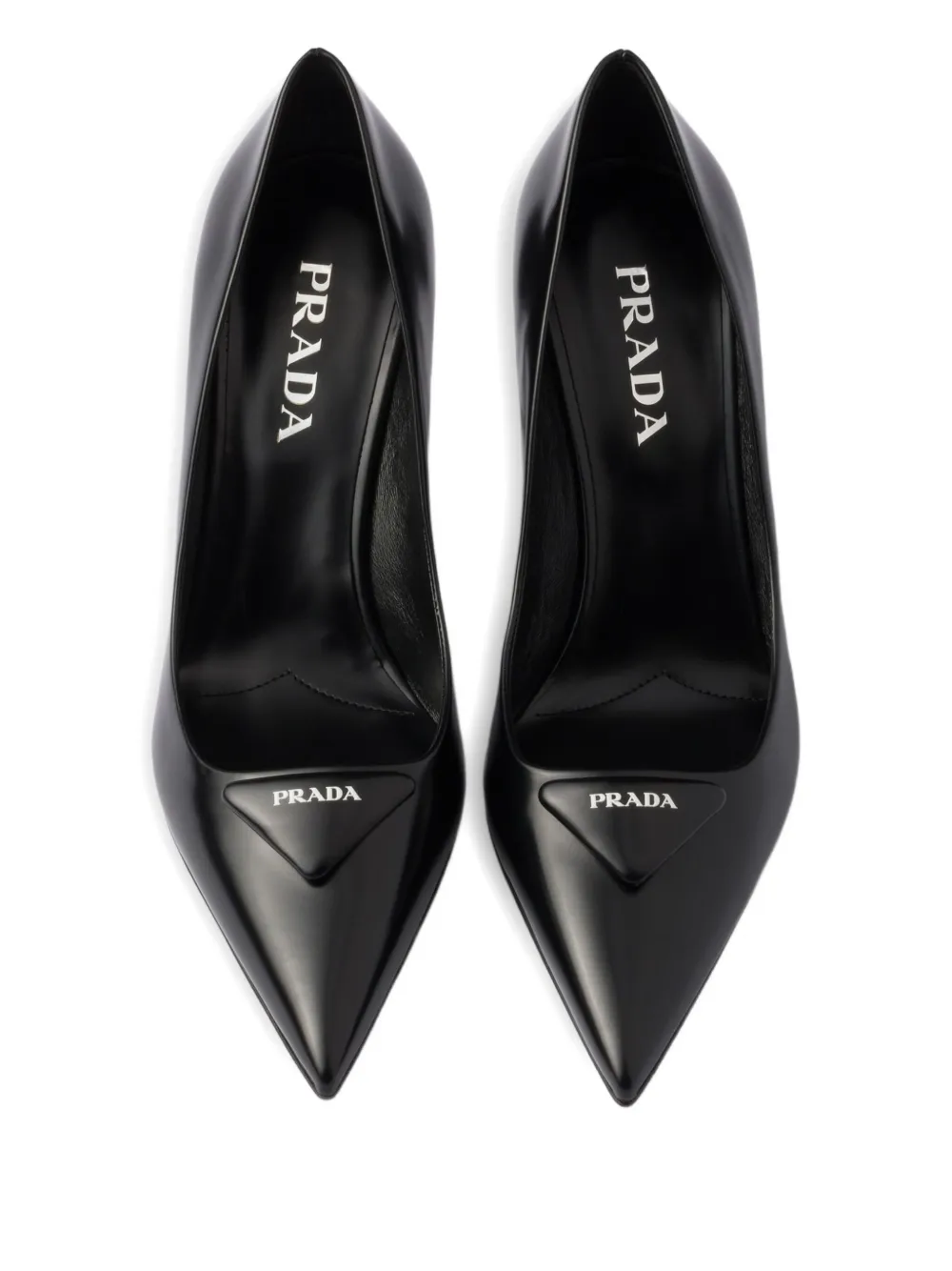 Prada Pumps met puntige neus Zwart