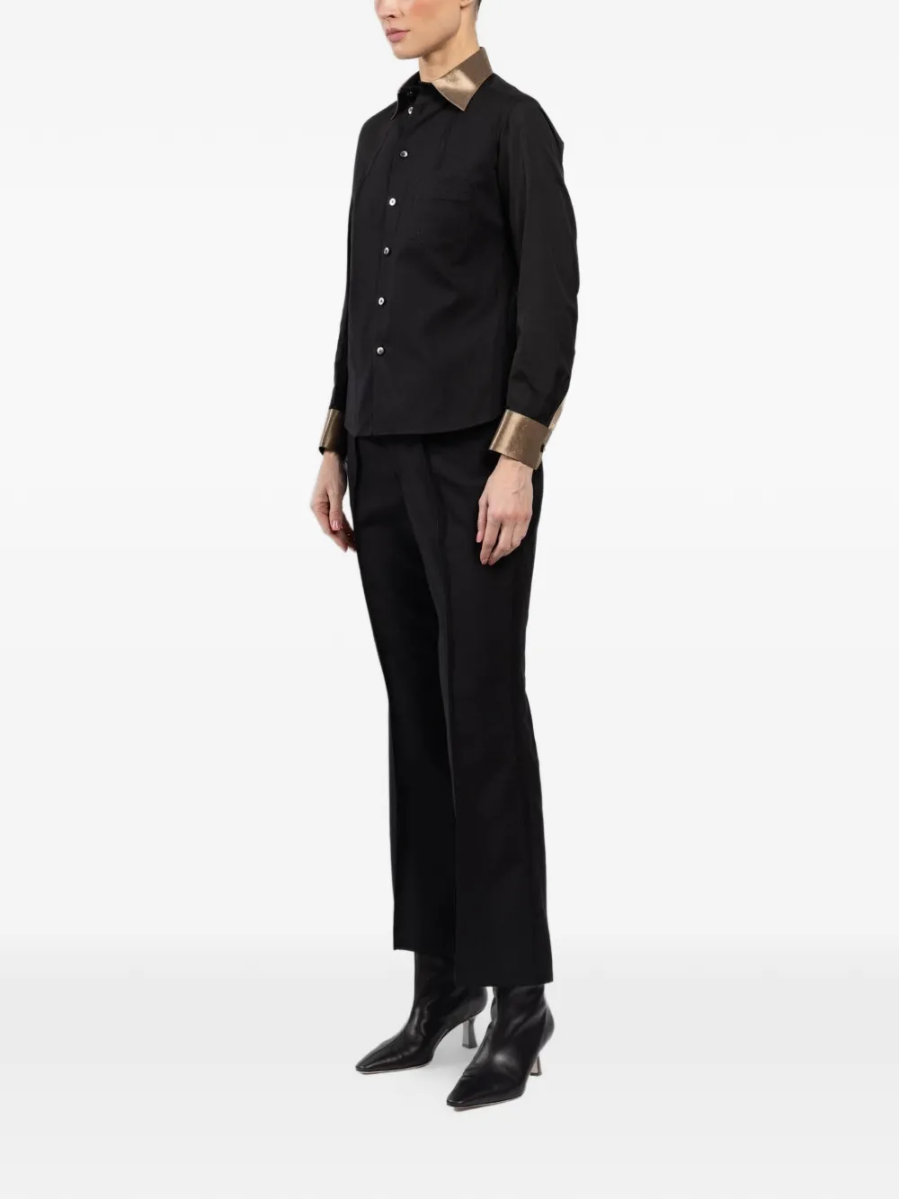 Shiro Sakai Blouse met puntige kraag Zwart