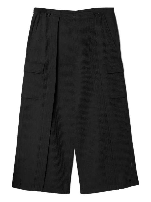 Maharishi 6203 Waffle Hakama Cargo Trousers | Black | FARFETCH