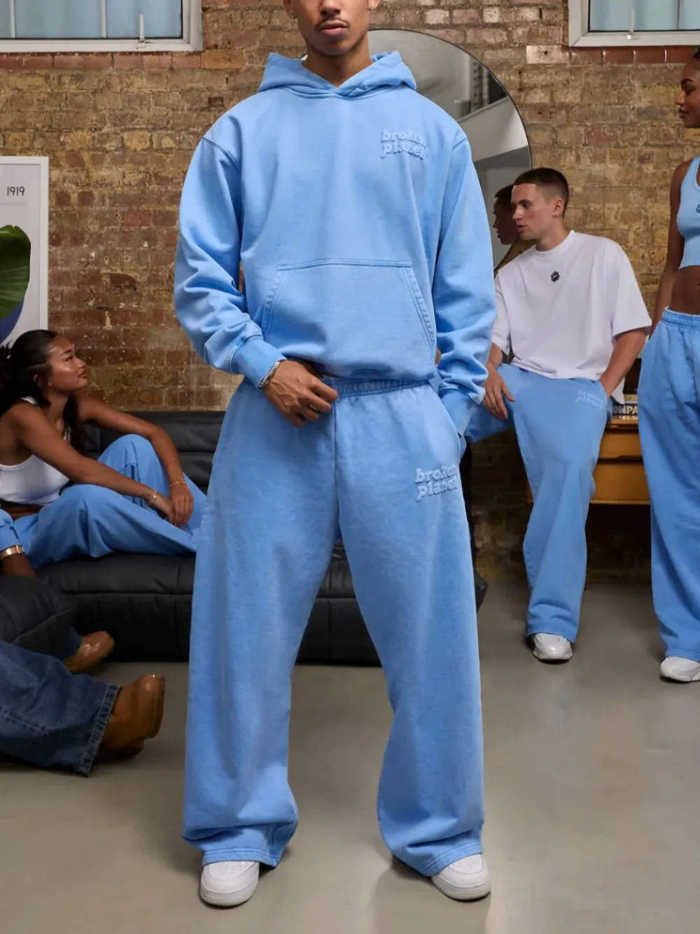 BROKEN PLANET Trainingsbroek met wijde pijpen Blauw