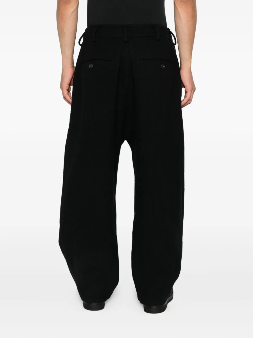 Ziggy Chen Plooibroek met verlaagd kruis Zwart