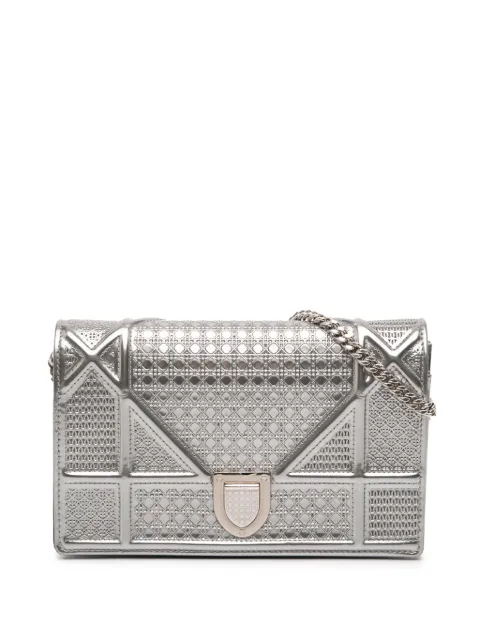 Christian Dior Pre-Owned 2017 Metallic Patent Microcannage Diorama Wallet on Chain crossbody bag