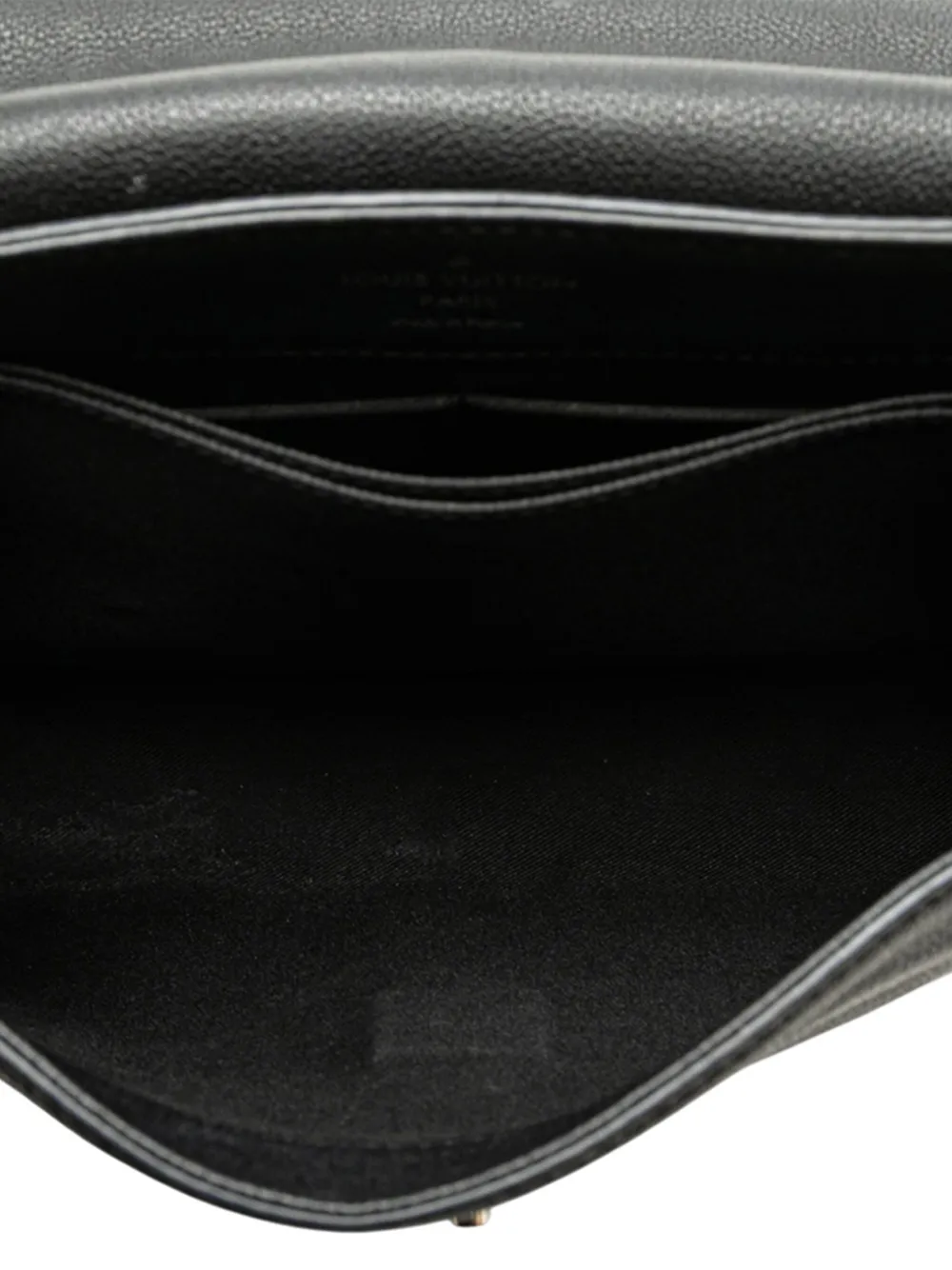 Pre-owned Louis Vuitton 2017 Leather Lockme Ii Satchel In Black