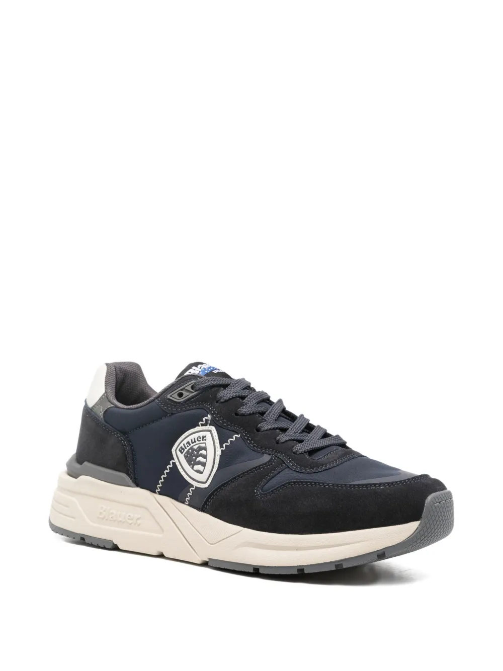 Blauer Logo-patch Sneakers In Blue