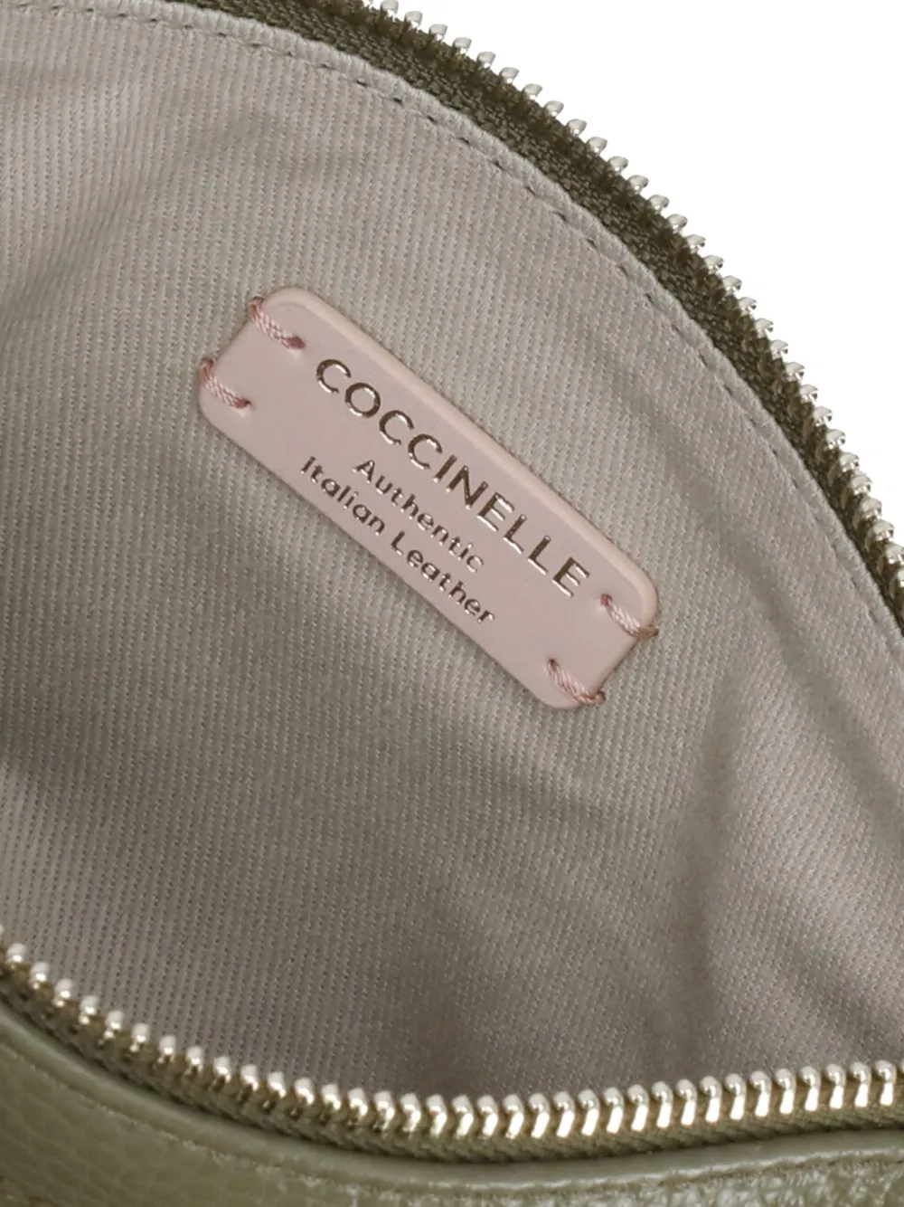 Coccinelle Kleine clutch met logo van bewerkt leer Groen