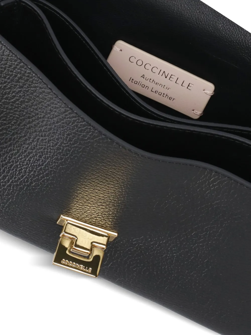 Coccinelle Kleine leren shopper met klepsluiting Zwart