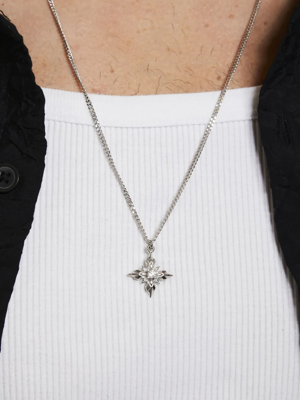 Emanuele Bicocchi collier Stella Ventis à pendentif étoile | Homme | Image 2