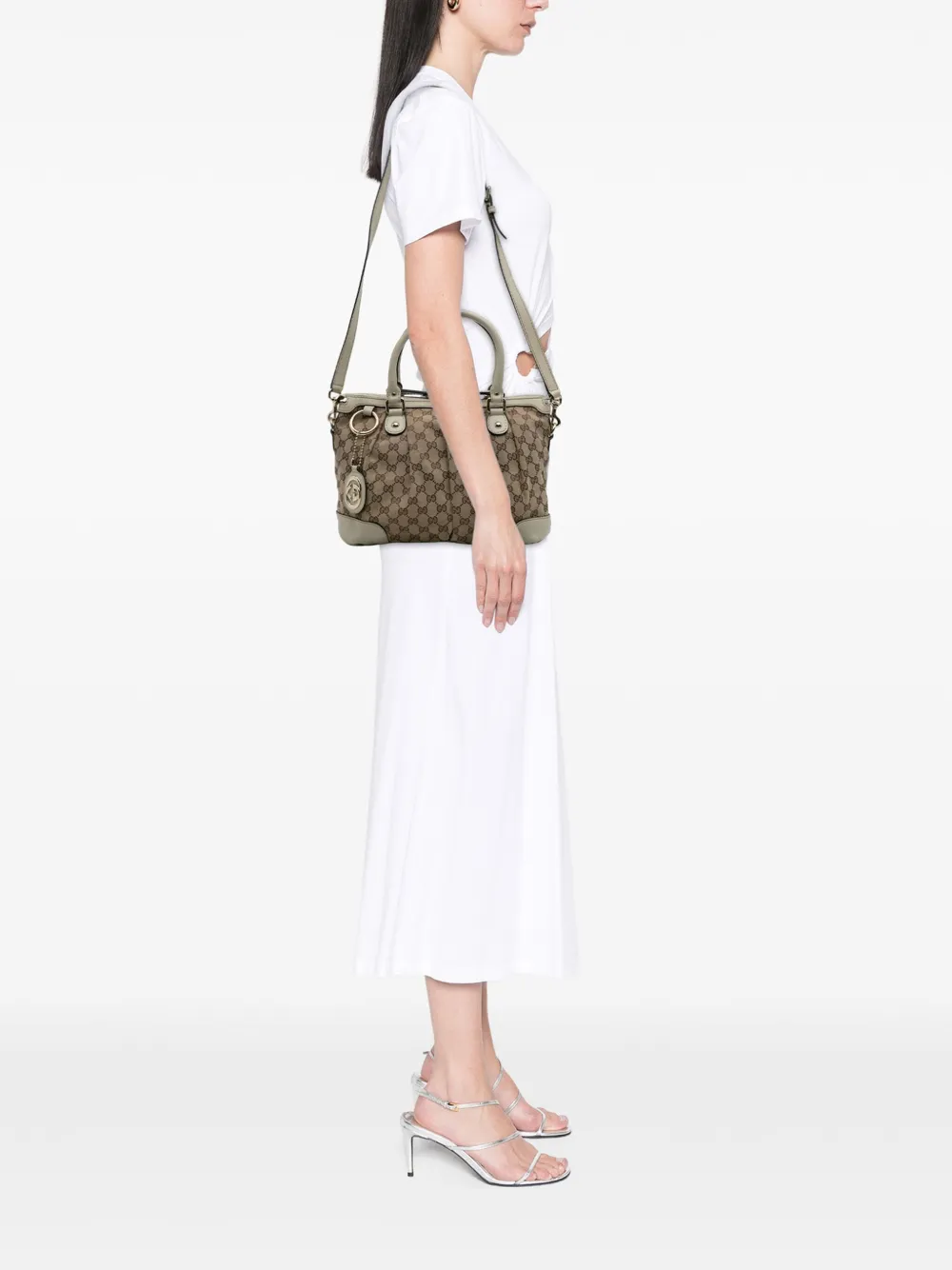 Pre-owned Gucci 2016-2025 Gg Canvas Sukey Satchel In Brown