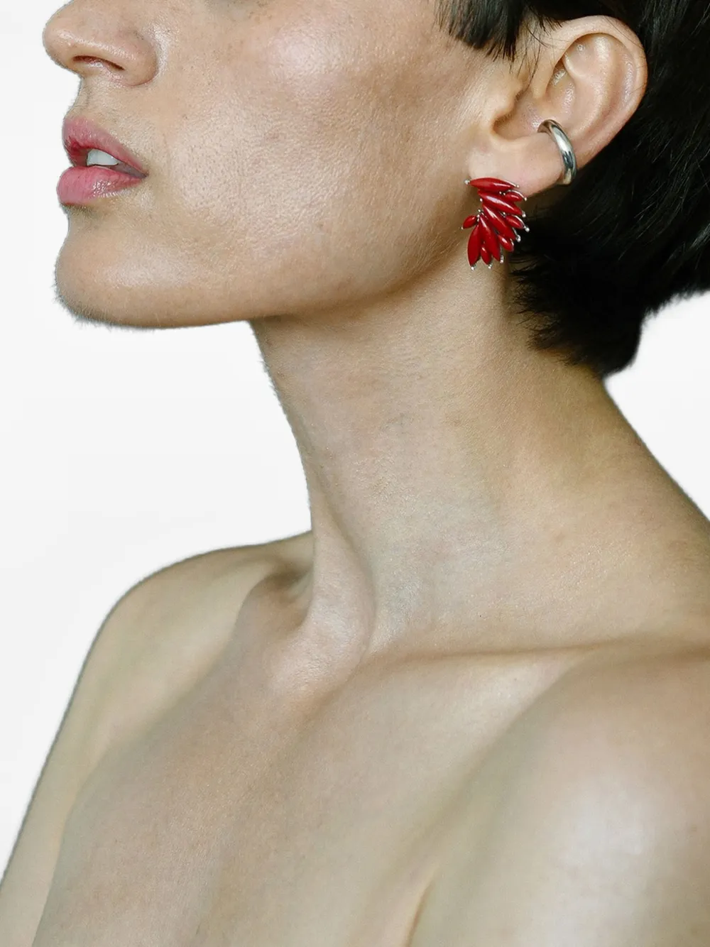 OBSIDIAN leaf embellished earrings - Rood