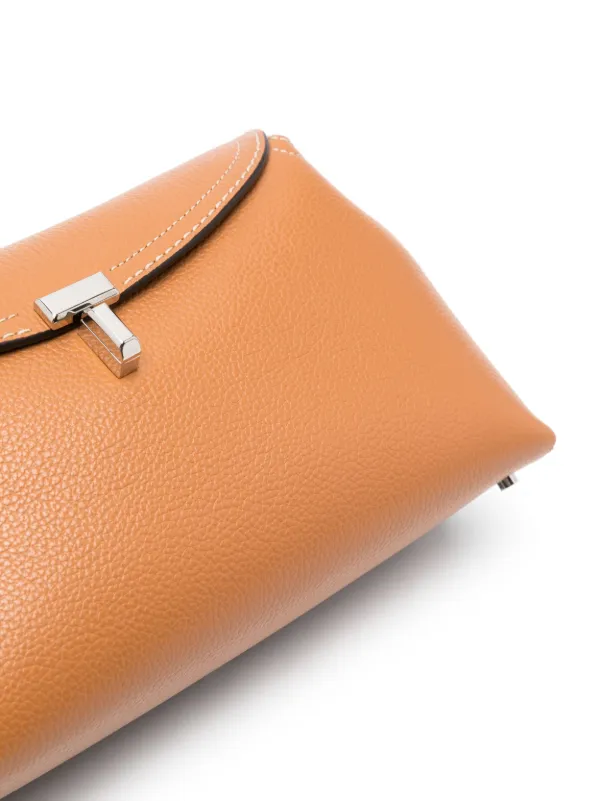 TOTEME T-Lock クラッチバッグ | FARFETCH JP