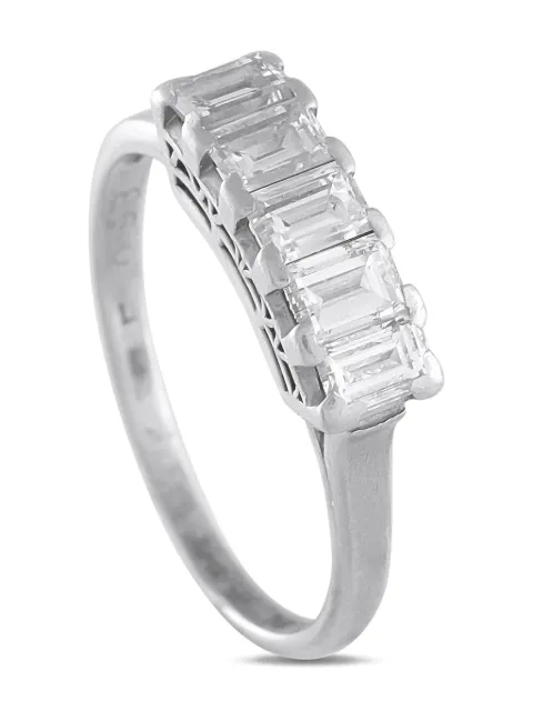 LB Exclusive platinum diamond ring
