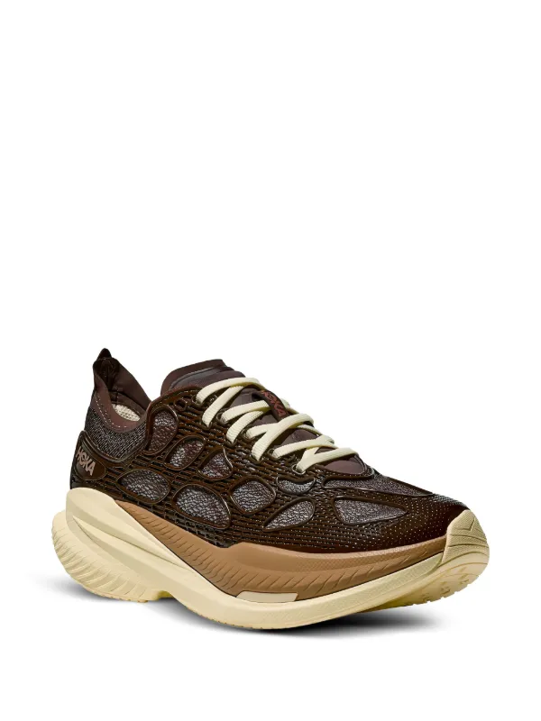 HOKA Mach X Caged スニーカー | ブラウン | FARFETCH JP