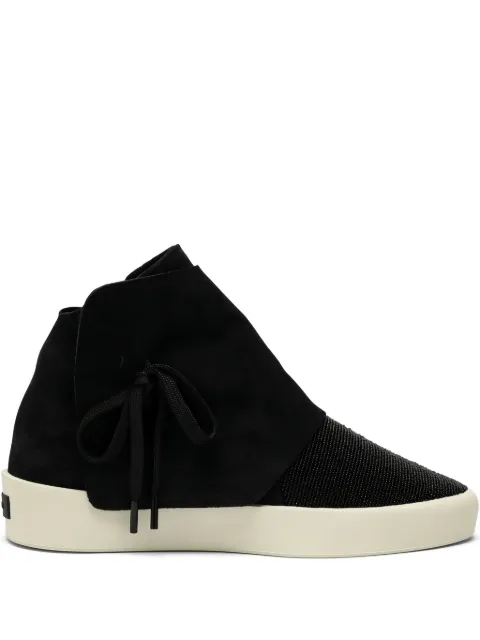Fear Of God tenis con agujetas y detalle de cuentas