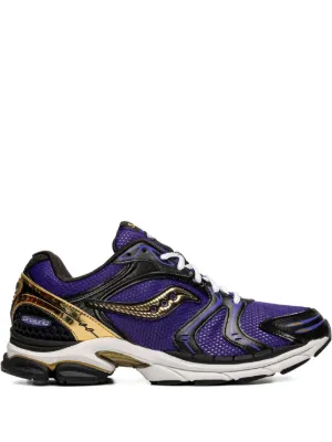 Saucony x Jae Tips Progrid Triumph 4 スニーカー | ピンク | FARFETCH JP