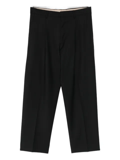 Costumein pantalon à design plissé