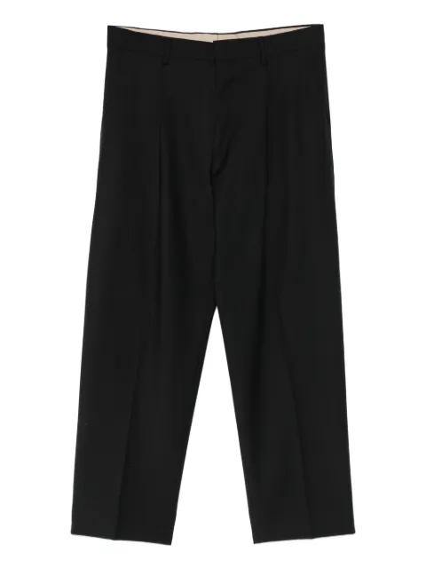 Costumein pleated trousers