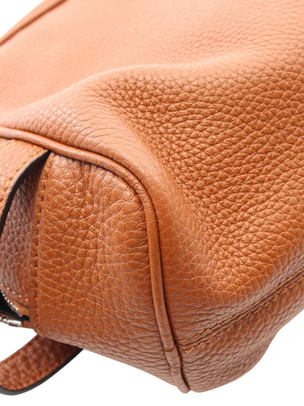 Fendi Pre-Owned 2018-2025 Leather Logo Travel Kit Pouch clutch bag | Pre-Owned | Image 2