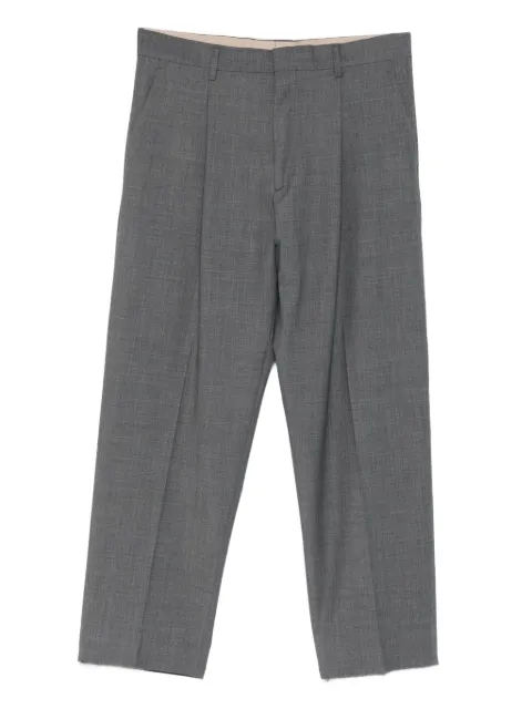 Costumein pleated trousers