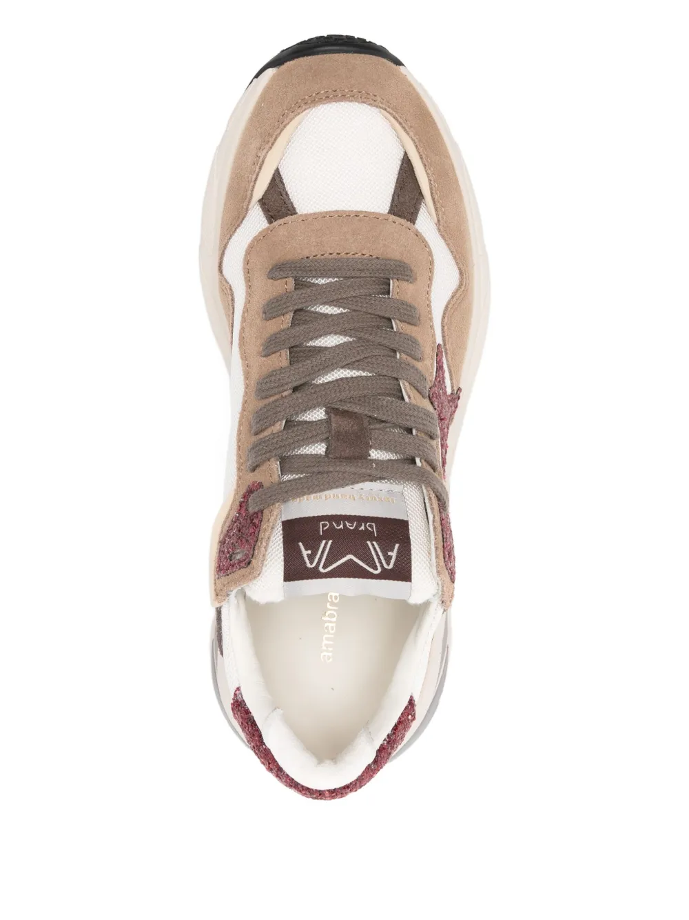 Ama Brand Sneakers met ster-applicatie Beige