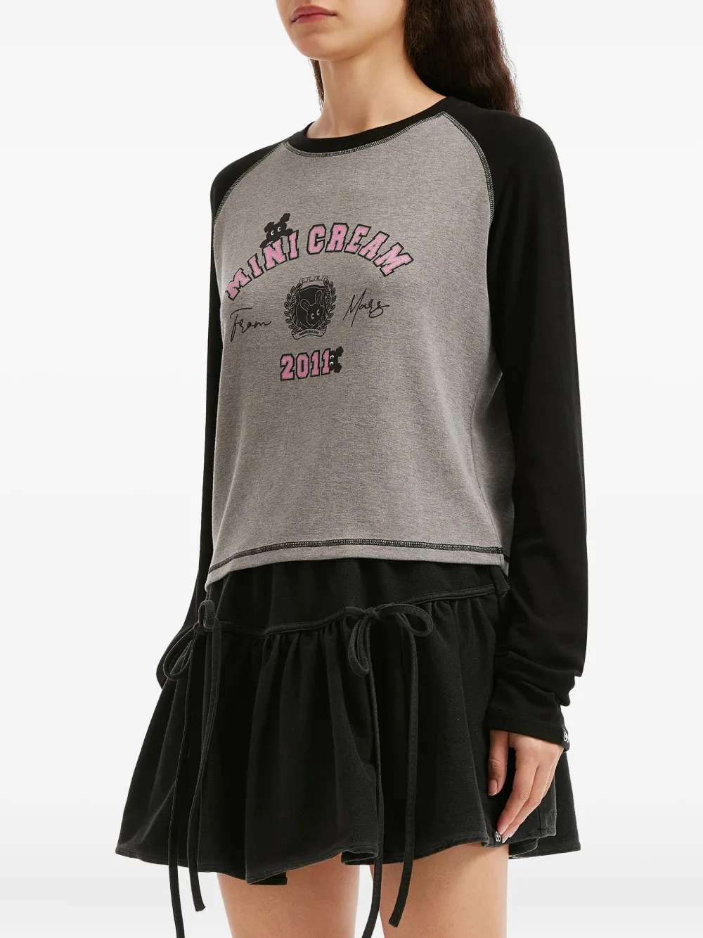 Mini Cream Long-sleeve Cropped Top In Gray