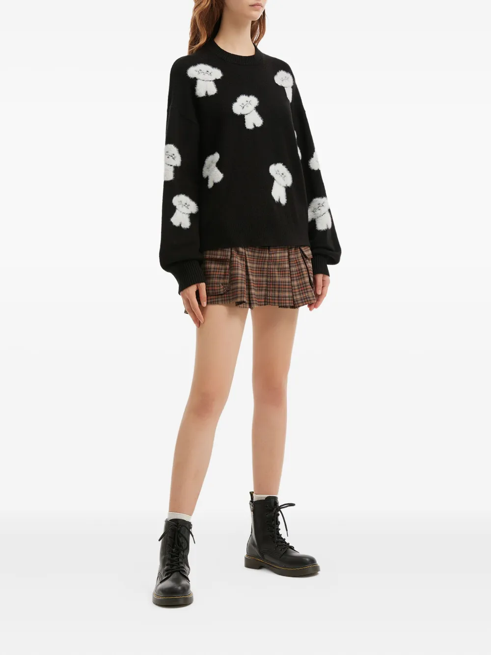 Chocoolate Long-sleeves Sweater In Black