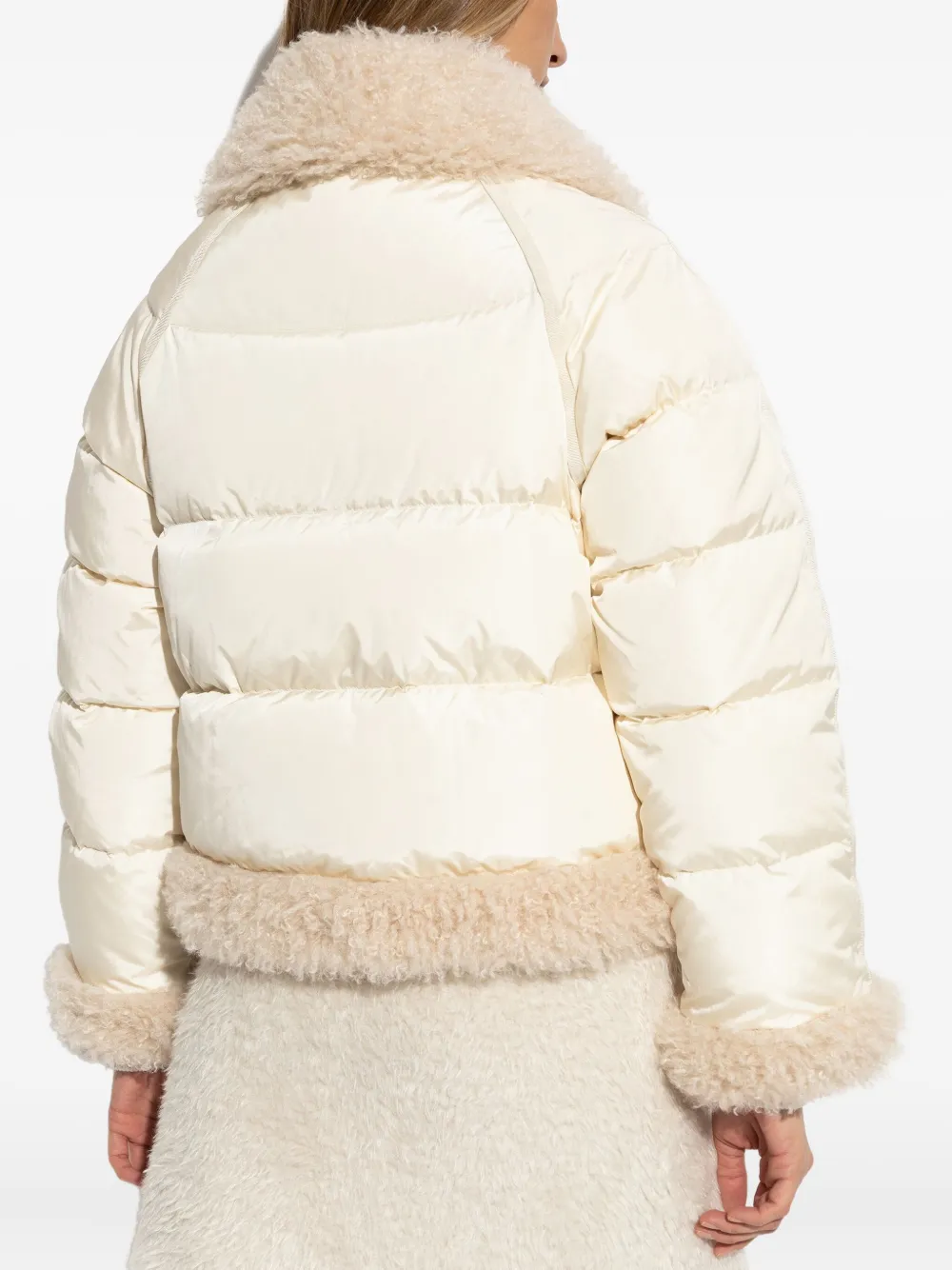 Moncler Rubrouk jack met kraag van imitatielamswol Beige