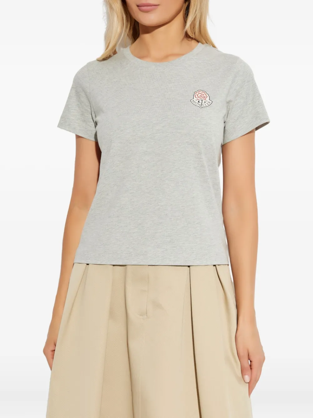 Moncler T-shirt met logodetail Grijs