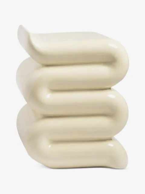 &k Amsterdam zigzag-shaped plastic stool