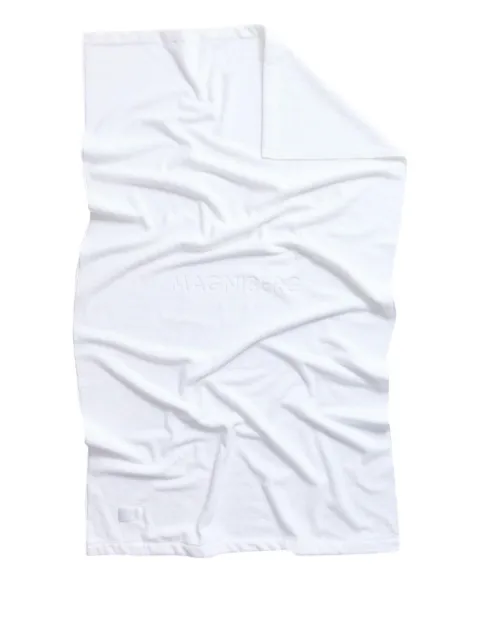 Magniberg embossed towel