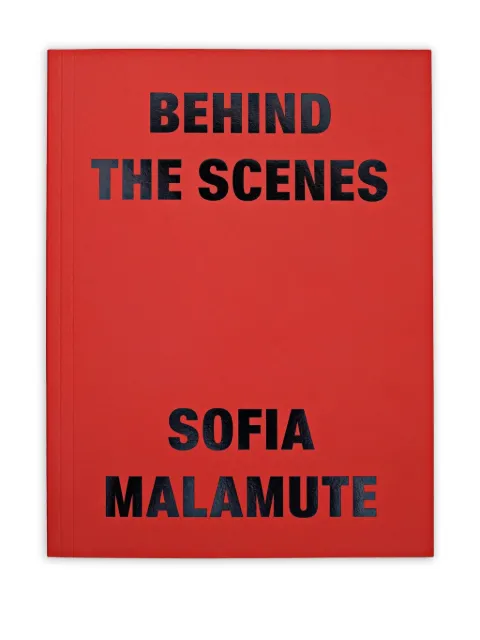 IDEA sofia malamute behind book