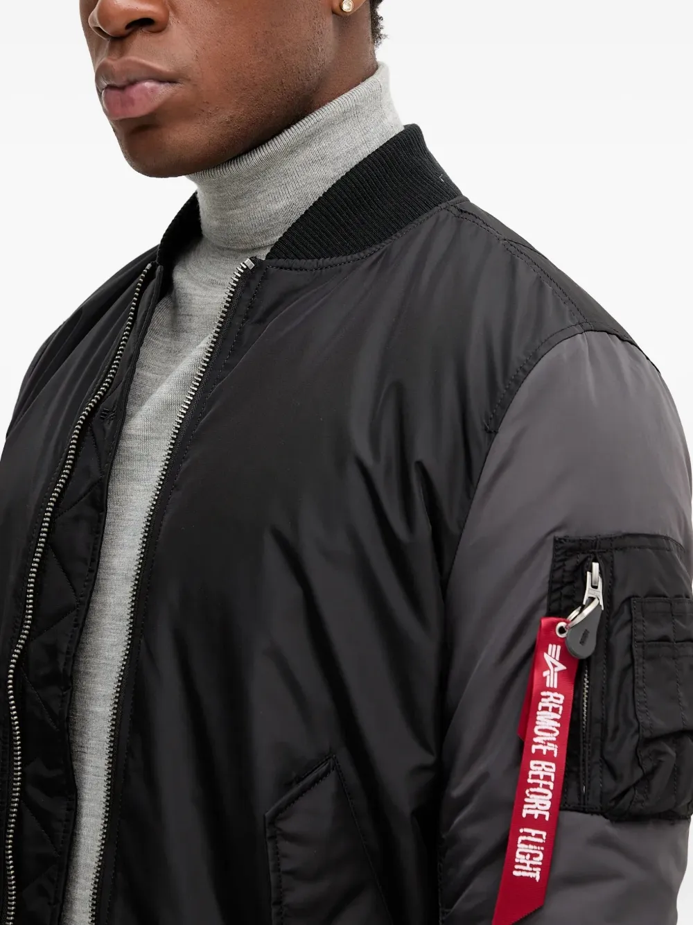 Alpha Industries MA-1 bomberjack met borduurwerk Zwart