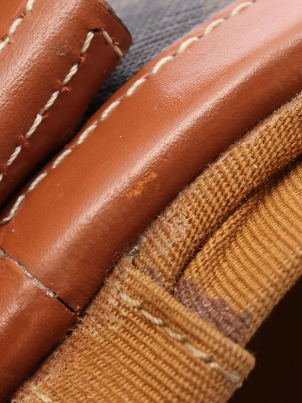 Celine Pre-Owned 2018-2025 Medium Triomphe Coated Canvas Tambour crossbody bag | Pre-Owned | Image 2