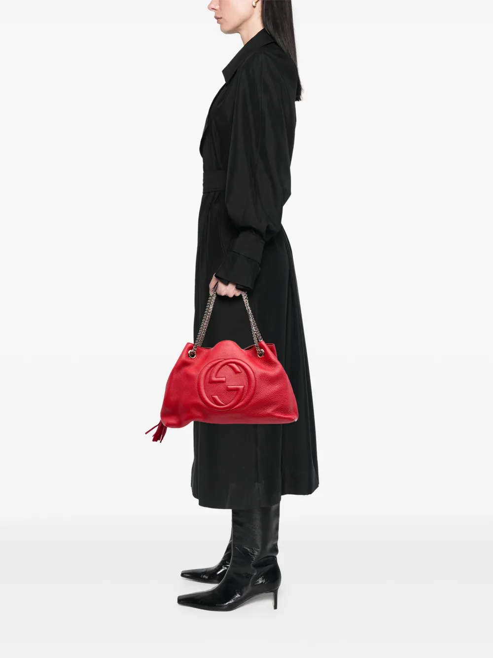 Pre-owned Gucci 2016-2025 Medium Leather Soho Chain Tote Bag In Red