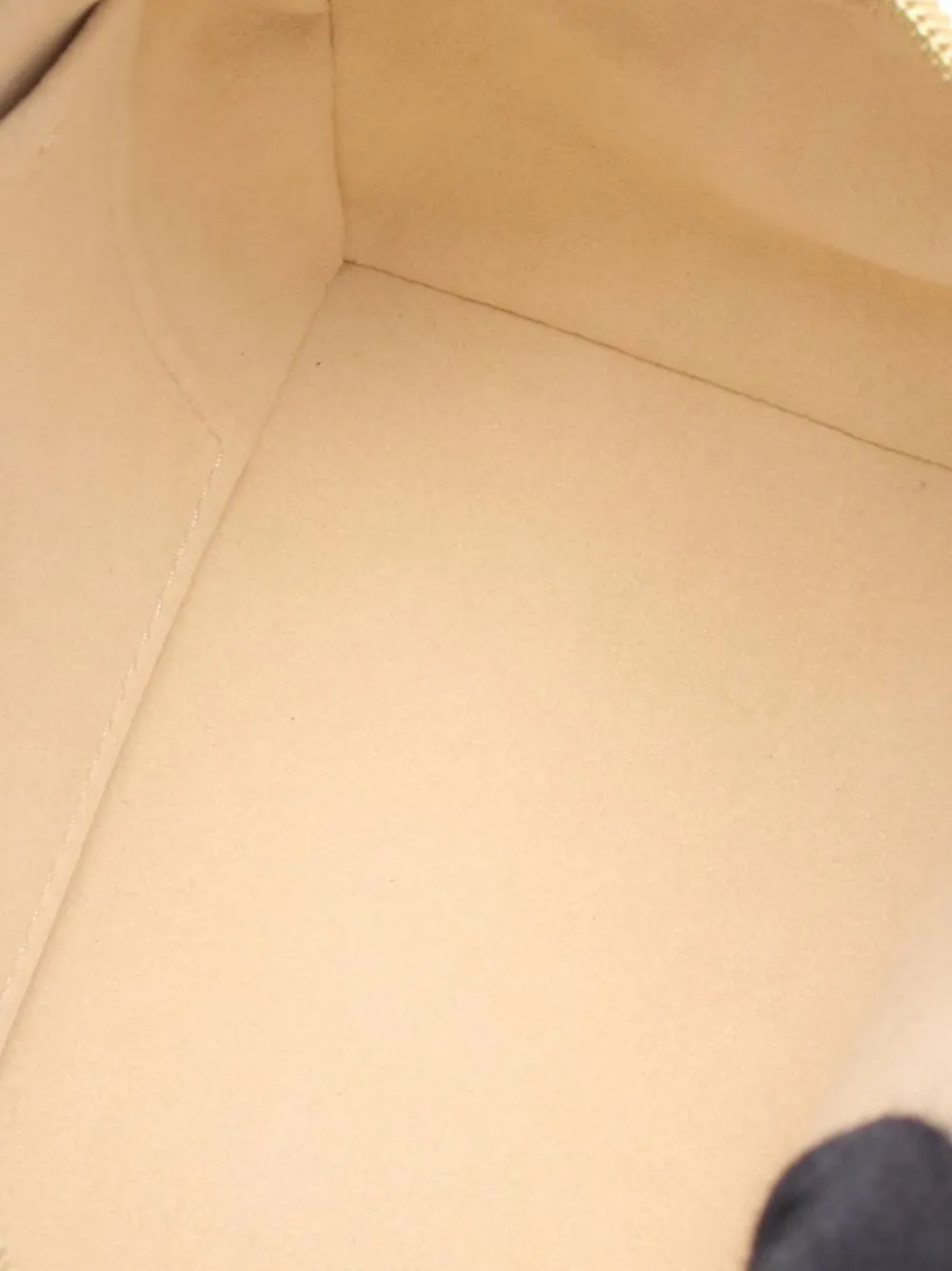 Pre-owned Louis Vuitton 2021-2025 Monogram Empreinte Speedy Bandouliere 20 Satchel In White