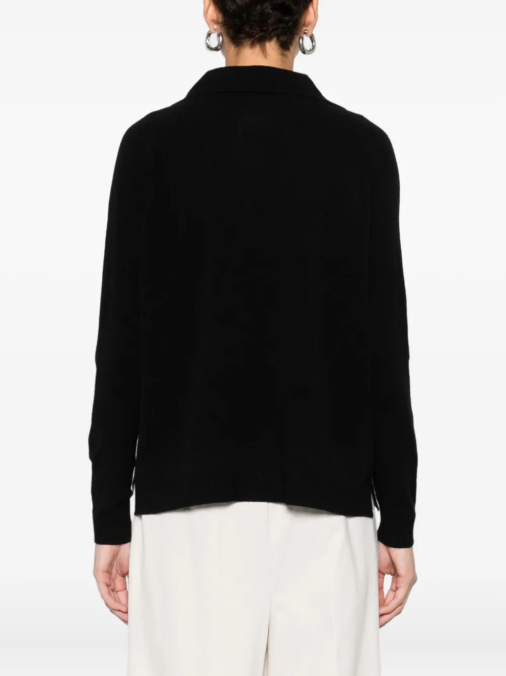 Solotre V-neck Sweater In Black