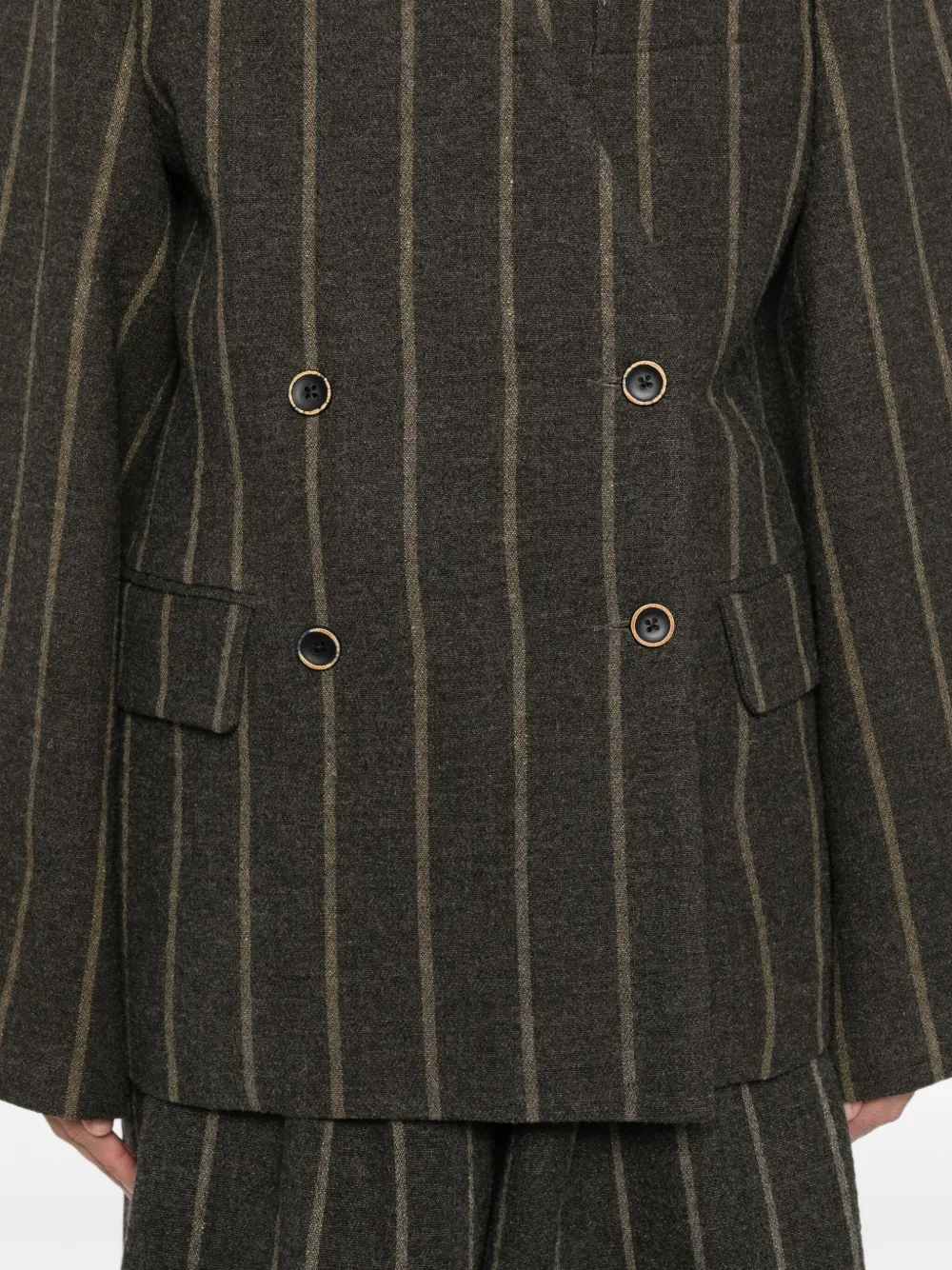 Uma Wang Gestreepte blazer met dubbele rij knopen Grijs