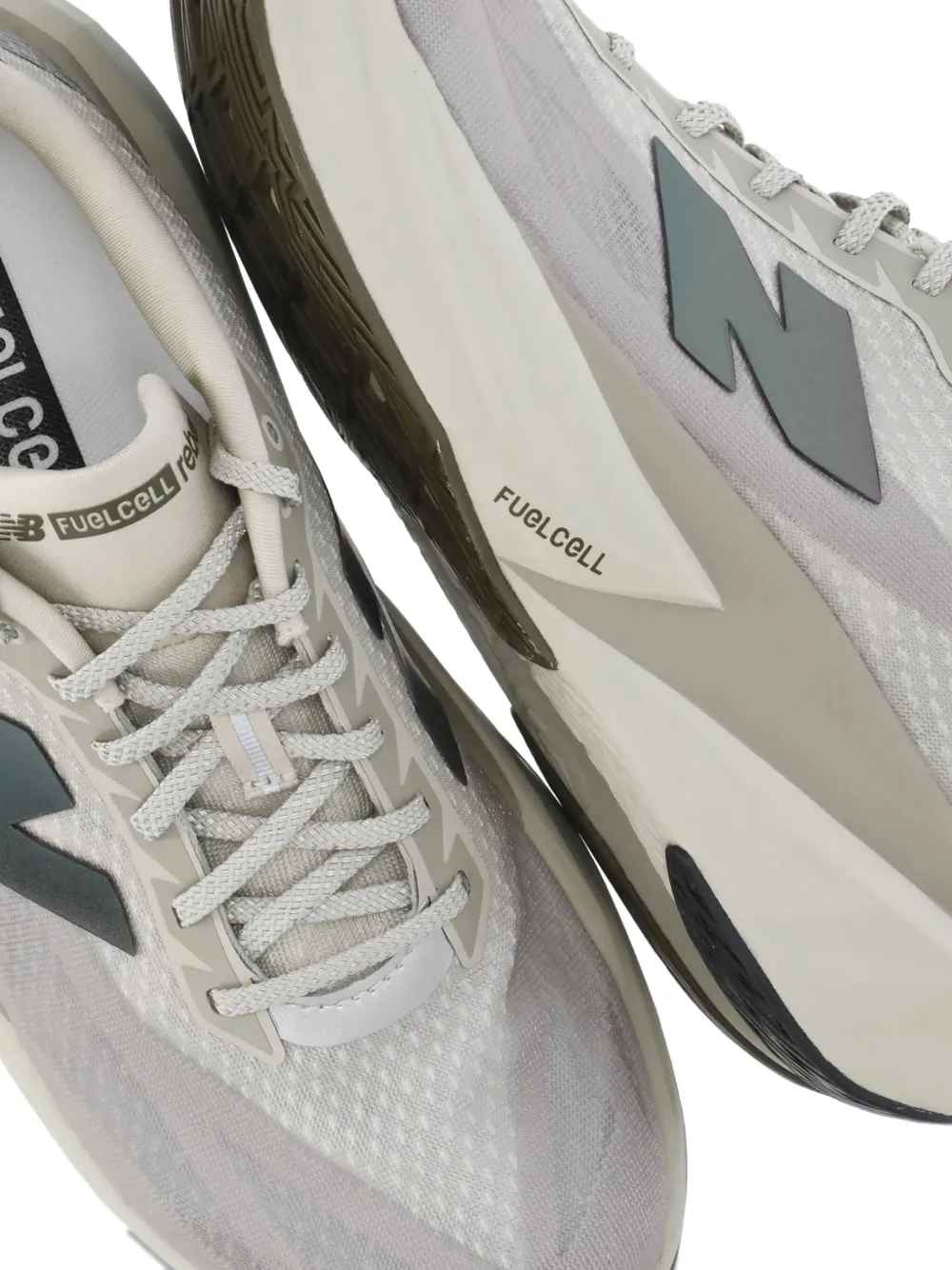 New Balance FuelCell Rebel V5 sneakers Beige