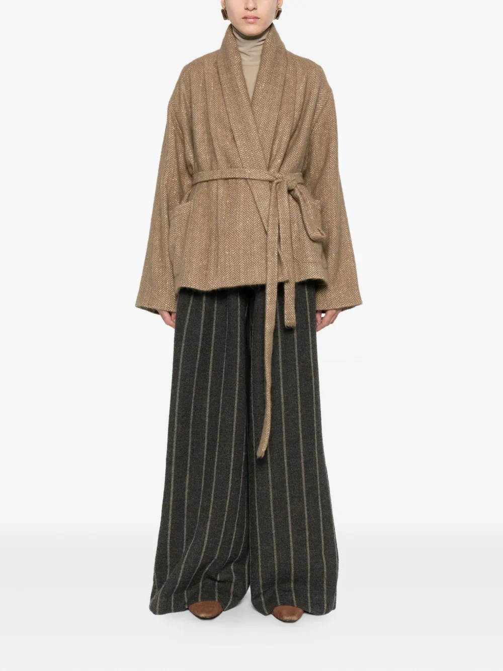 Uma Wang herringbone-pattern belted jacket | Chamarras de tweed | Image 2