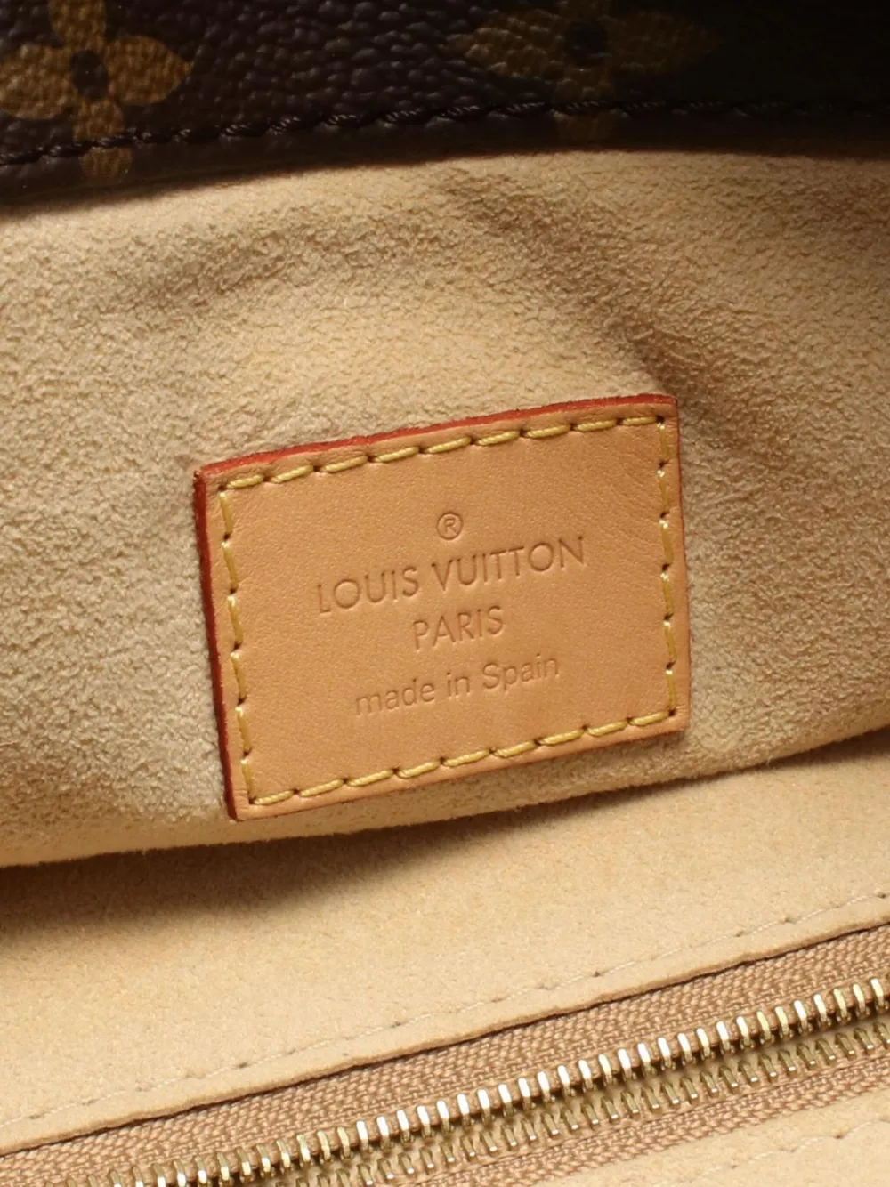 Pre-owned Louis Vuitton 2016 Monogram Artsy Mm Hobo Bag In Brown