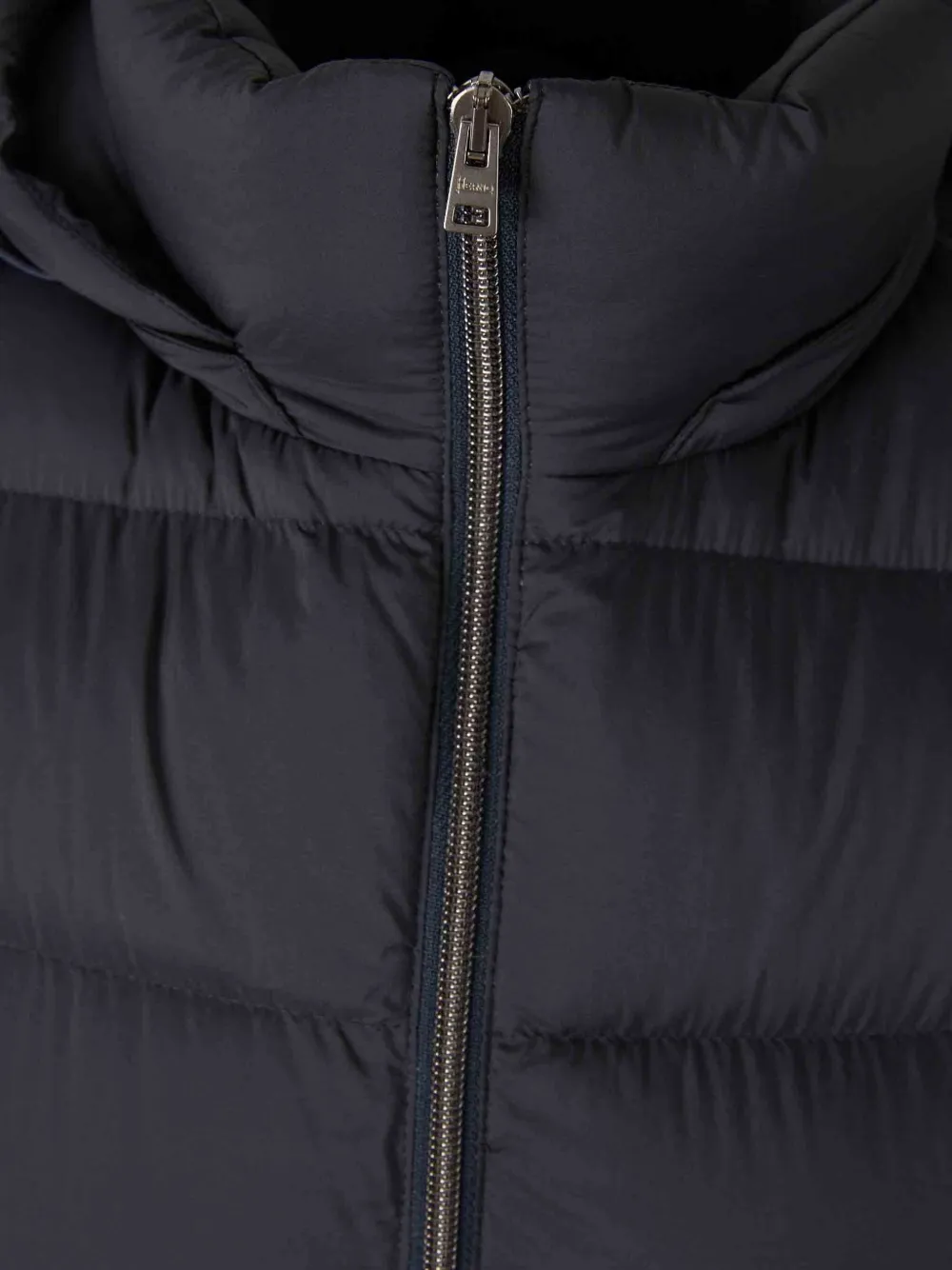 Herno Wollen vest met capuchon en rits Zwart