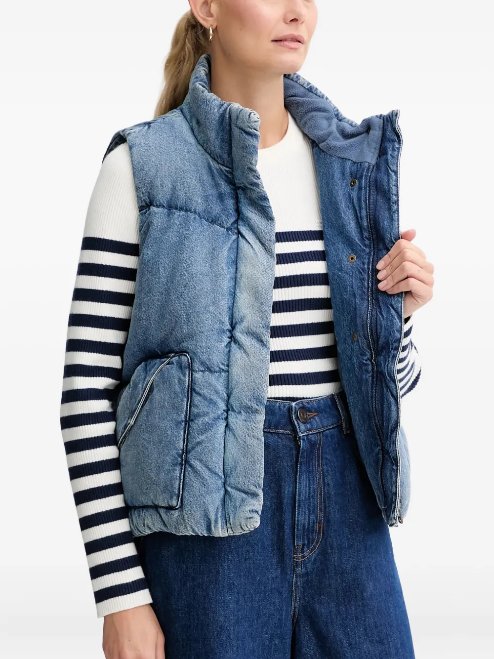 Levi's Western Bubble Padded Pocket Gilet In Blue