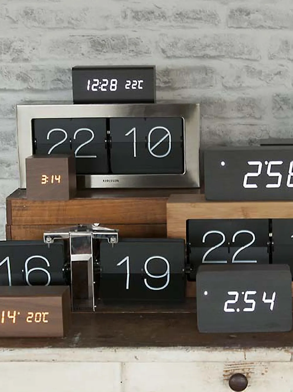  Karlsson Boxed Flip Xl Clock - Black 