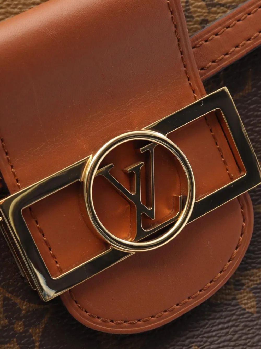 Louis Vuitton Pre-Owned mochila Monogram Reverse Dauphine PM 2020 | Estilos de archivo | Image 2