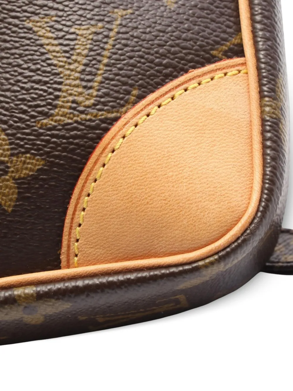 Louis Vuitton Pre-Owned 2004 Monogram Danube crossbody bag | Pre-owned | Image 2