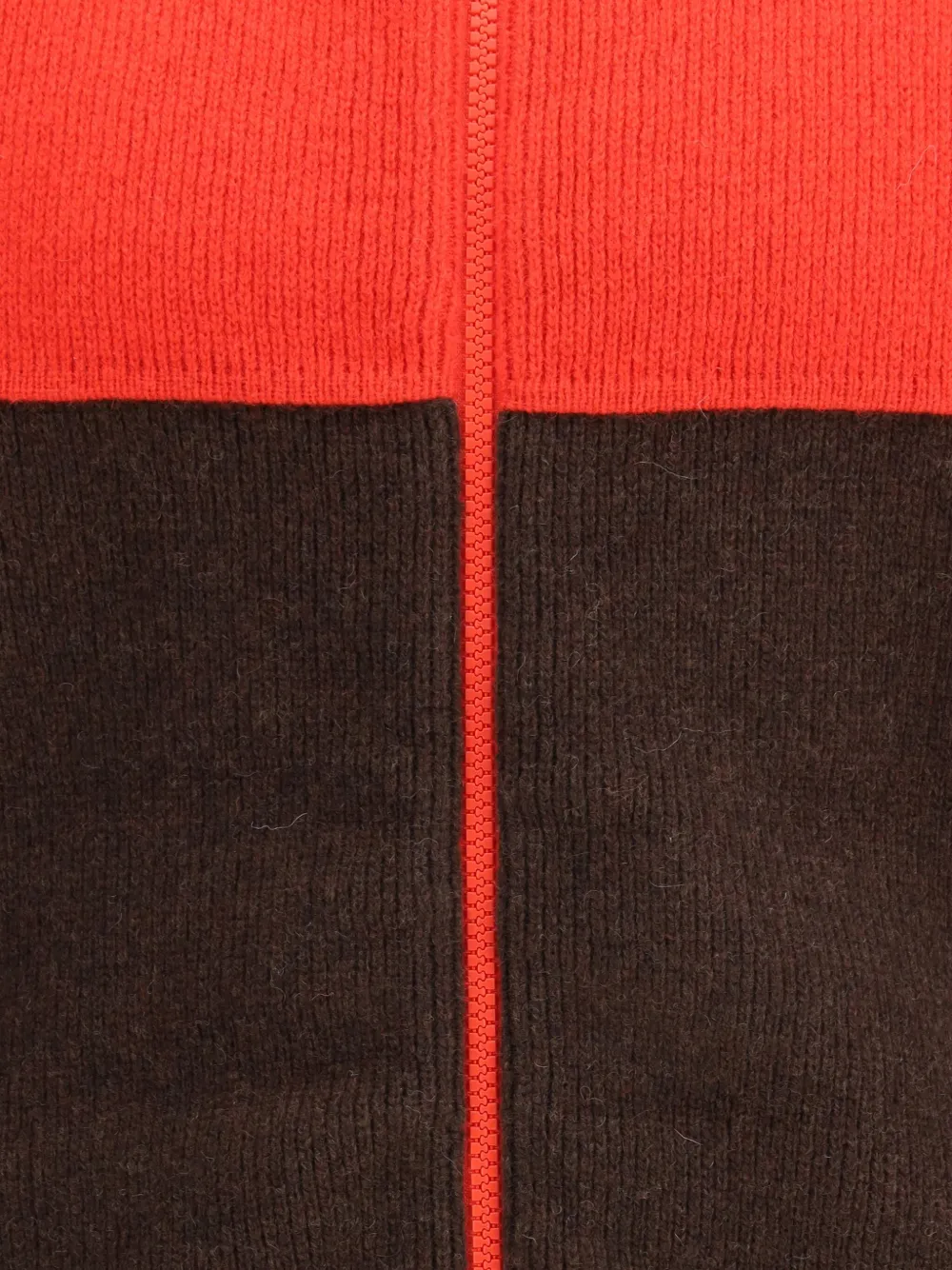 GR10K Vest met colourblocking en ritssluiting Bruin