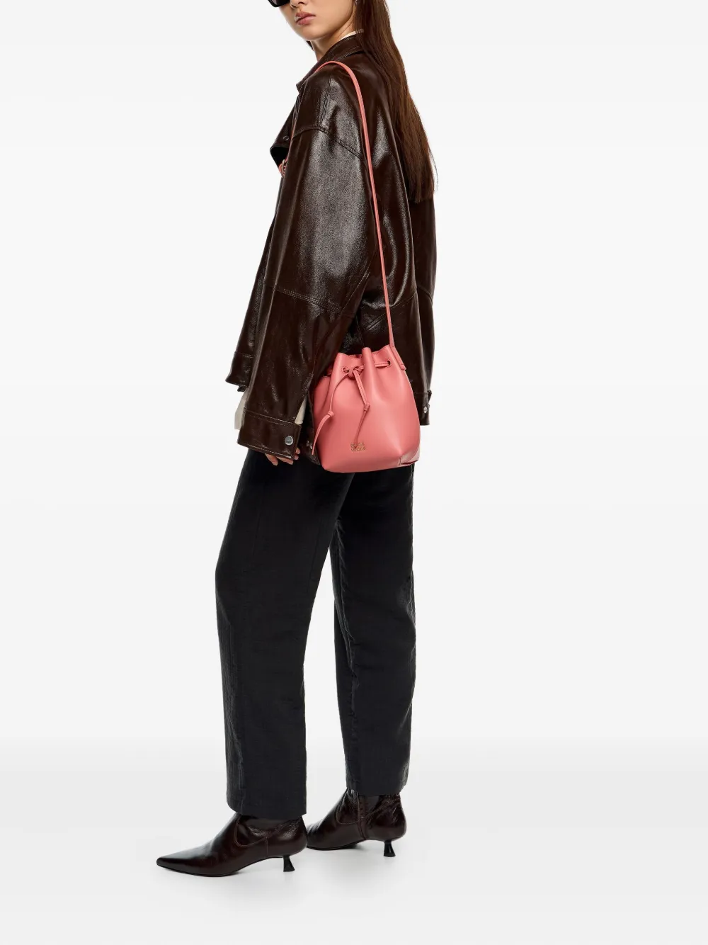 Bimba Y Lola Logo-detail Bucket Bag In Pink