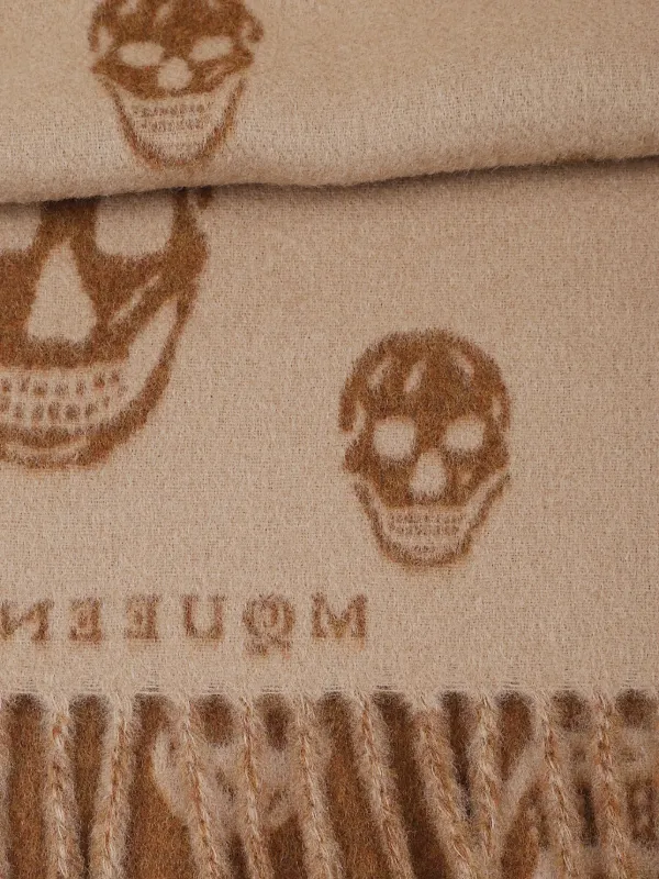 Alexander McQueen スカルプリント フリンジスカーフ | ニュートラル