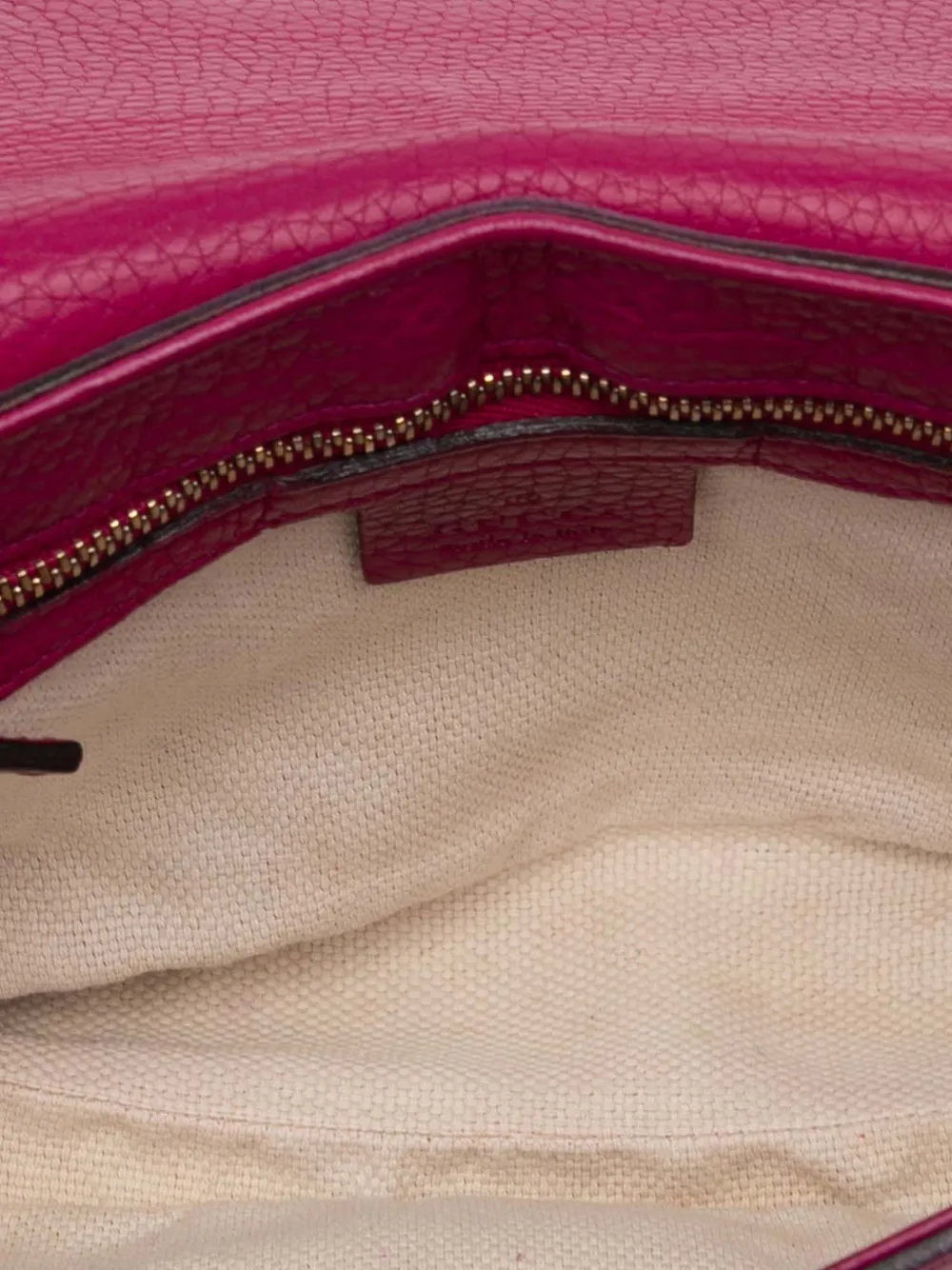 Pre-owned Gucci 2000-2015 Medium Leather Soho Chain Flap Crossbody Bag In Pink