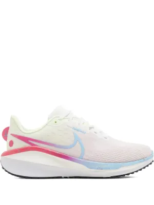 Nike ボメロ プラス スニーカー | ピンク | FARFETCH JP