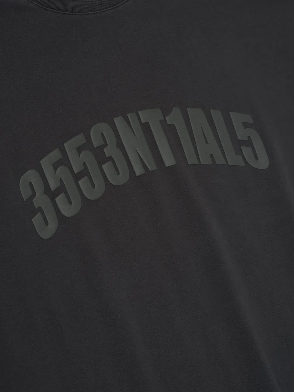 32386848_63429211_1000.jpg